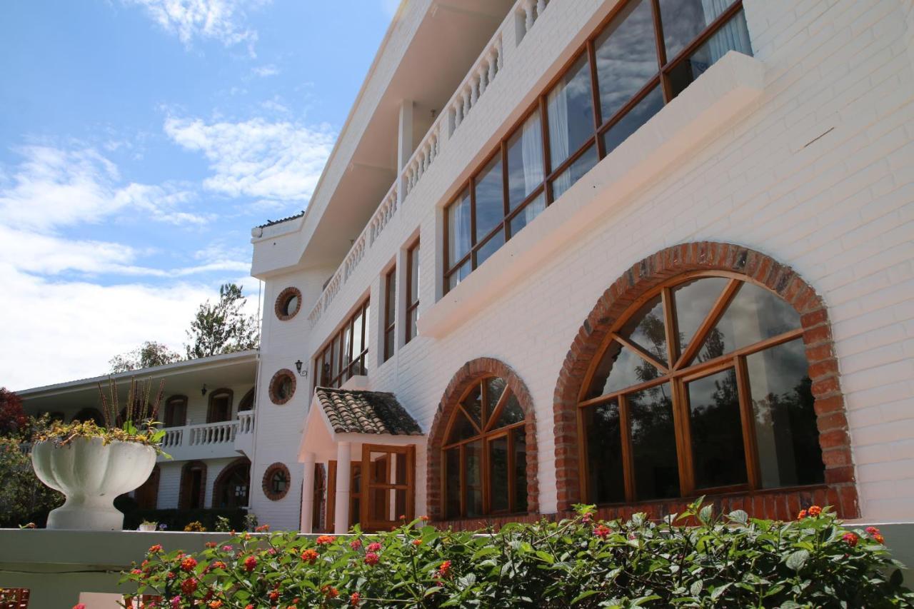 La Posada Del Quinde Otavalo Eksteriør billede